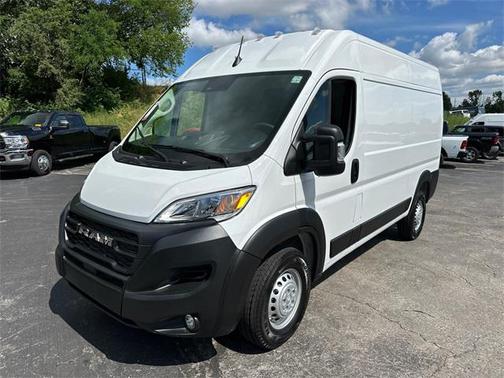 2025 RAM ProMaster 2500 Tradesman