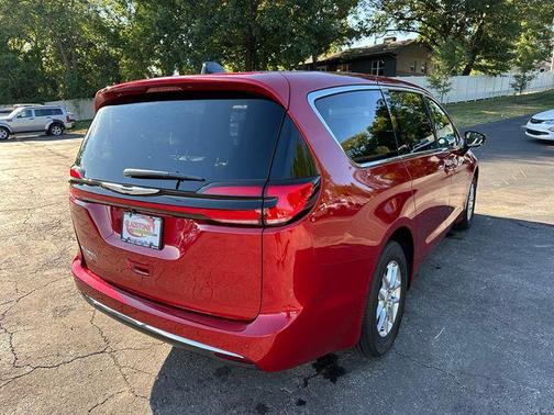 2026 Chrysler Pacifica L