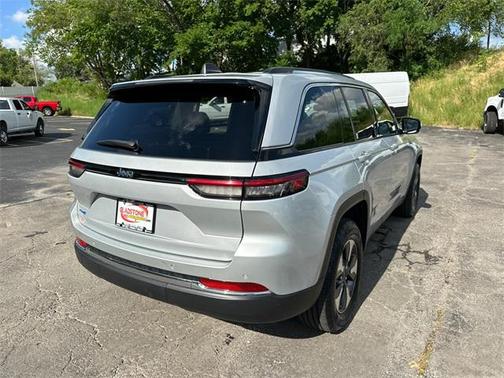 2023 Jeep Grand Cherokee 4xe Base
