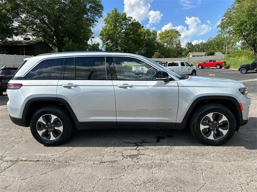 2023 Jeep Grand Cherokee 4xe Base