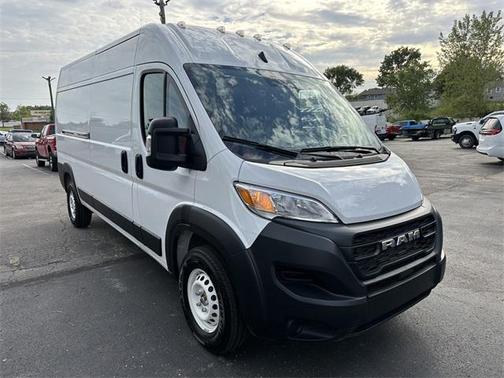 2025 RAM ProMaster 2500 Tradesman