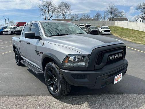 Billet Silver Metallic Clearcoat 2021 RAM 1500 Classic Warlock Crew Cab 4x4 5'7' Box