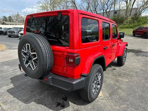 2025 Jeep Wrangler 4-Door Sahara 4x4