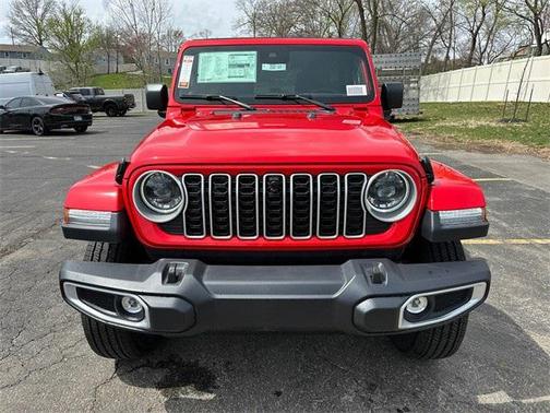 2025 Jeep Wrangler 4-Door Sahara 4x4