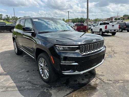 2025 Jeep Grand Cherokee Summit