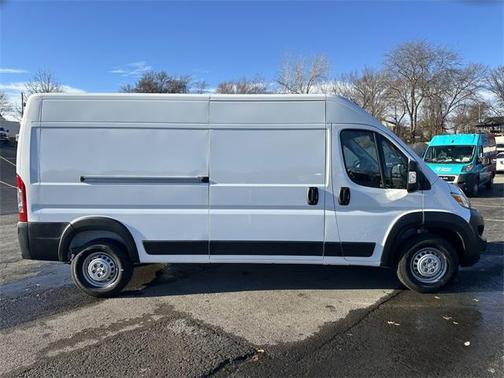 2025 RAM ProMaster 2500 Tradesman