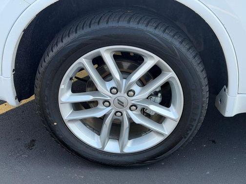 White Knuckle Clearcoat 2023 Dodge Durango GT AWD