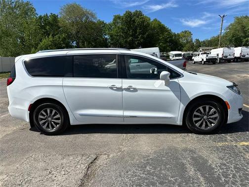 2019 Chrysler Pacifica Touring-L Plus
