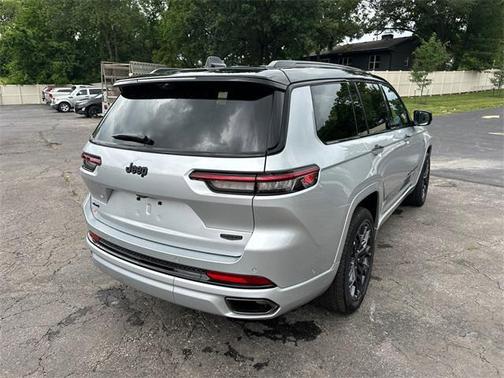 2025 Jeep Grand Cherokee L Summit