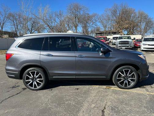 2020 Honda Pilot Touring 8-Passenger