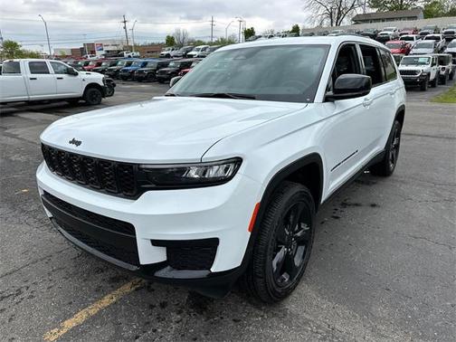 2025 Jeep Grand Cherokee L Altitude