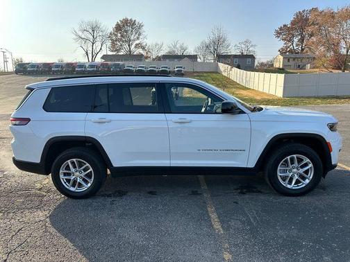 2024 Jeep Grand Cherokee L Laredo