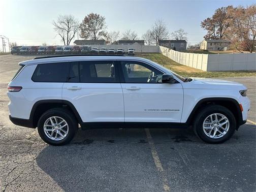 2024 Jeep Grand Cherokee L Laredo