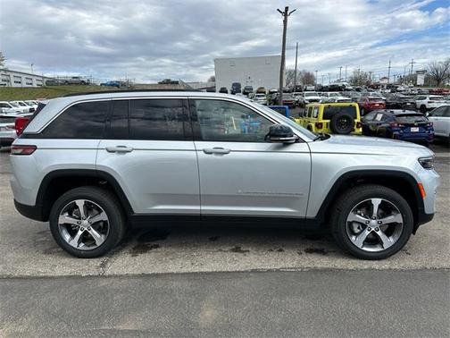 2025 Jeep Grand Cherokee Limited X
