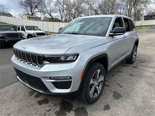 2025 Jeep Grand Cherokee Limited X