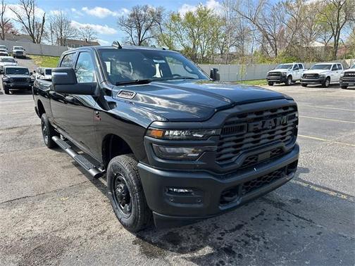 2025 RAM 2500 Tradesman Crew Cab 4x4 6'4' Box