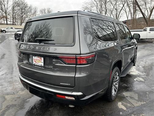 2024 Jeep Wagoneer L Series II 4x4