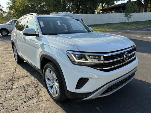 2022 Volkswagen Atlas 3.6L SE w/Technology