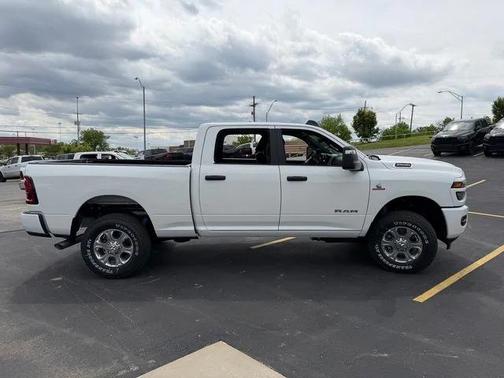 White 2026 RAM 2500 Big Horn Crew Cab 4x4 6'4' Box