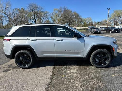 2025 Jeep Grand Cherokee Limited X