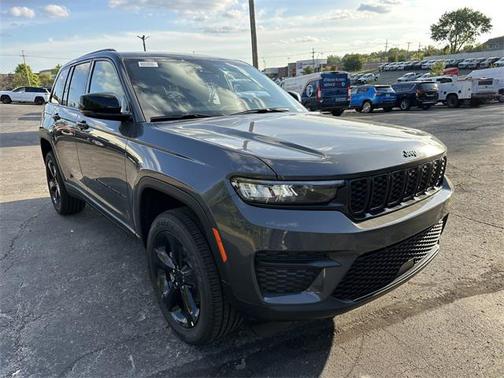 2025 Jeep Grand Cherokee Altitude