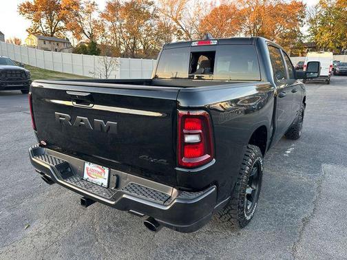 2026 RAM 1500 Warlock Crew Cab 4x4 5'7' Box