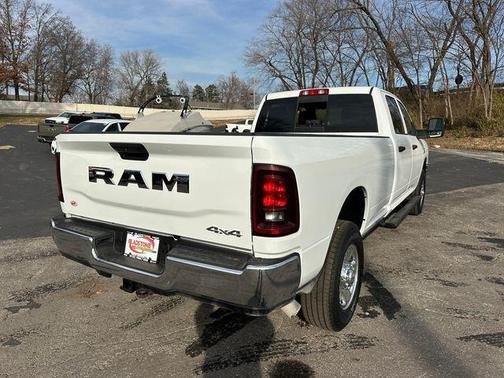 2025 RAM 2500 Tradesman Crew Cab 4x4 8' Box
