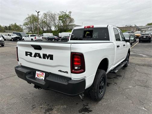 2025 RAM 2500 Tradesman Crew Cab 4x4 6'4' Box