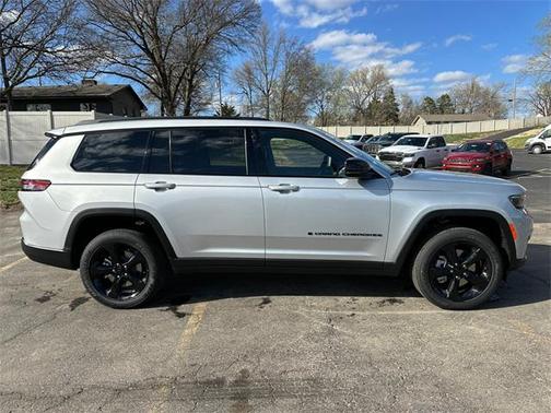 2025 Jeep Grand Cherokee L Altitude