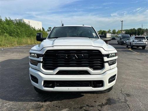 2025 RAM 2500 Big Horn Crew Cab 4x4 6'4' Box