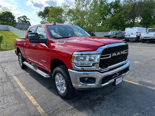 2024 RAM 2500 Big Horn Crew Cab 4x4 6'4' Box