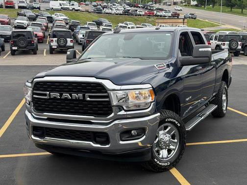 Patriot Blue Pearlcoat 2024 RAM 2500 Big Horn Crew Cab 4x4 6'4' Box