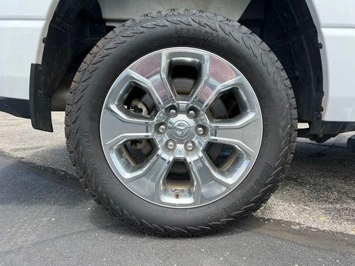 Bright White Clearcoat 2023 RAM 1500 Big Horn/Lone Star