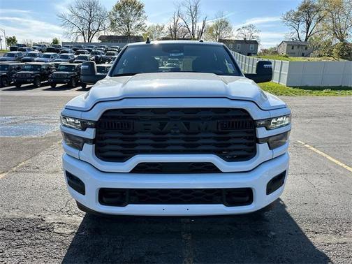 2025 RAM 3500 Big Horn Crew Cab 4x4 6'4' Box