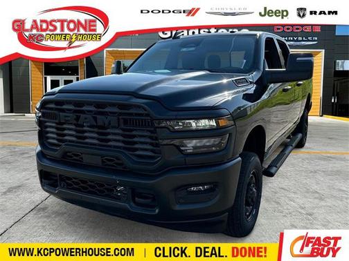 2025 RAM 2500 Tradesman Crew Cab 4x4 6'4' Box