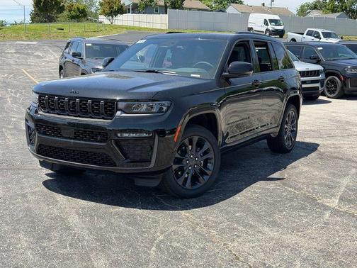 Black 2026 Jeep Grand Cherokee Limited