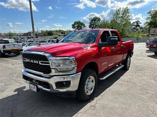 2024 RAM 2500 Big Horn Crew Cab 4x4 6'4' Box