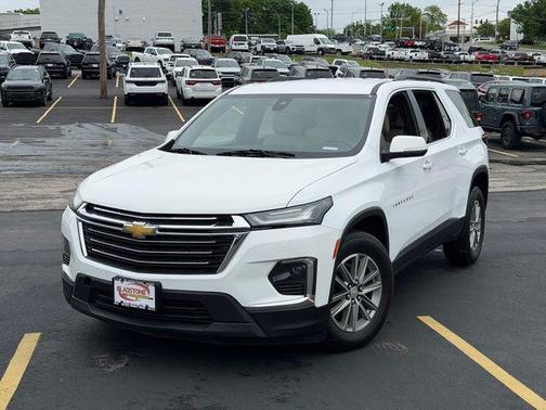 Summit White 2023 Chevrolet Traverse LT Leather