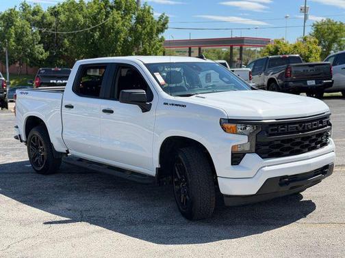Summit White 2024 Chevrolet Silverado 1500 Custom