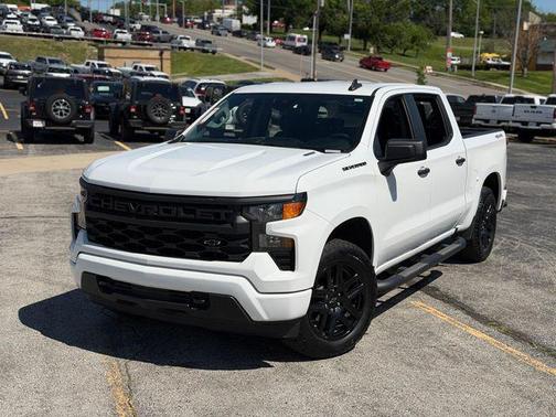Summit White 2024 Chevrolet Silverado 1500 Custom