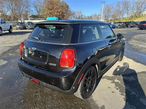 2018 MINI Hardtop Cooper