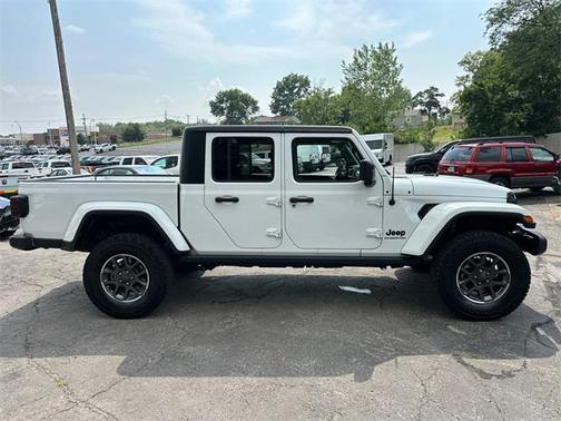 2021 Jeep Gladiator Willys 4x4