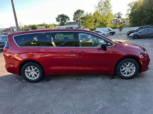 2026 Chrysler Pacifica L