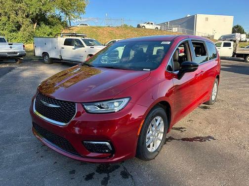 2026 Chrysler Pacifica L