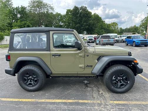 2025 Jeep Wrangler Sport