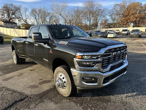 2026 RAM 3500 Big Horn Crew Cab 4x4 8' Box