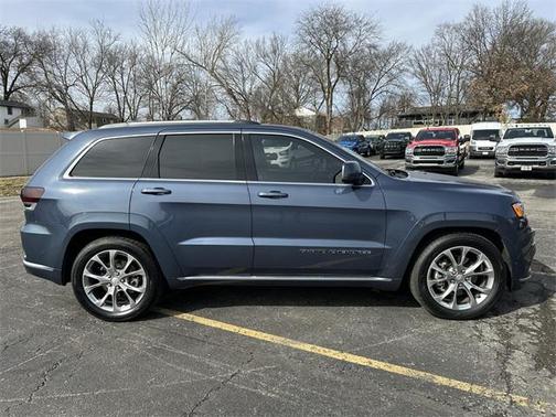 2021 Jeep Grand Cherokee Summit