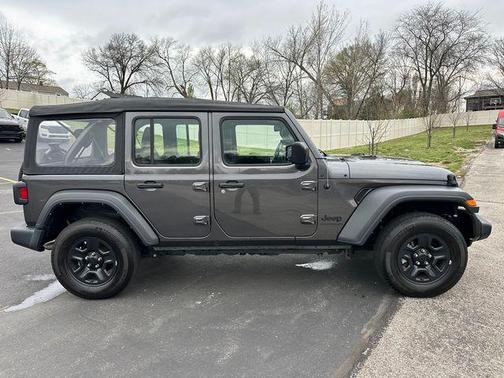 Granite Crystal Metallic Clearcoat 2023 Jeep Wrangler Sport