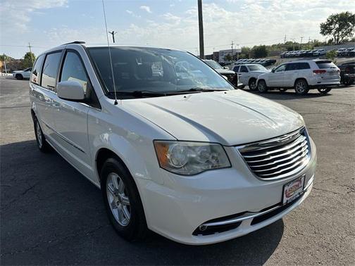 2012 Chrysler Town & Country Touring