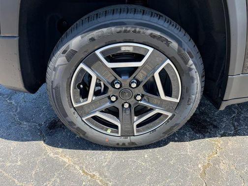 Black 2026 Jeep Cherokee Laredo